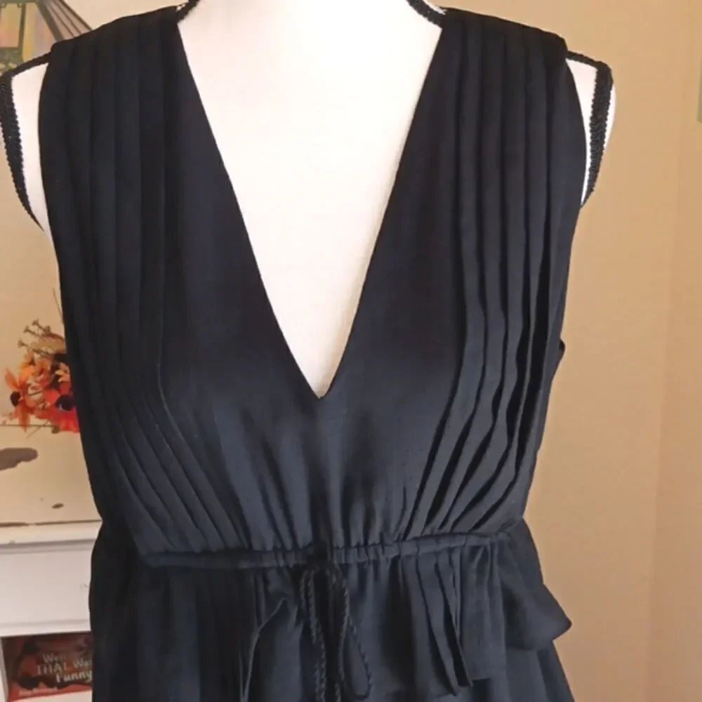 Max Studio Pleated Dress - Picture 5 of 14